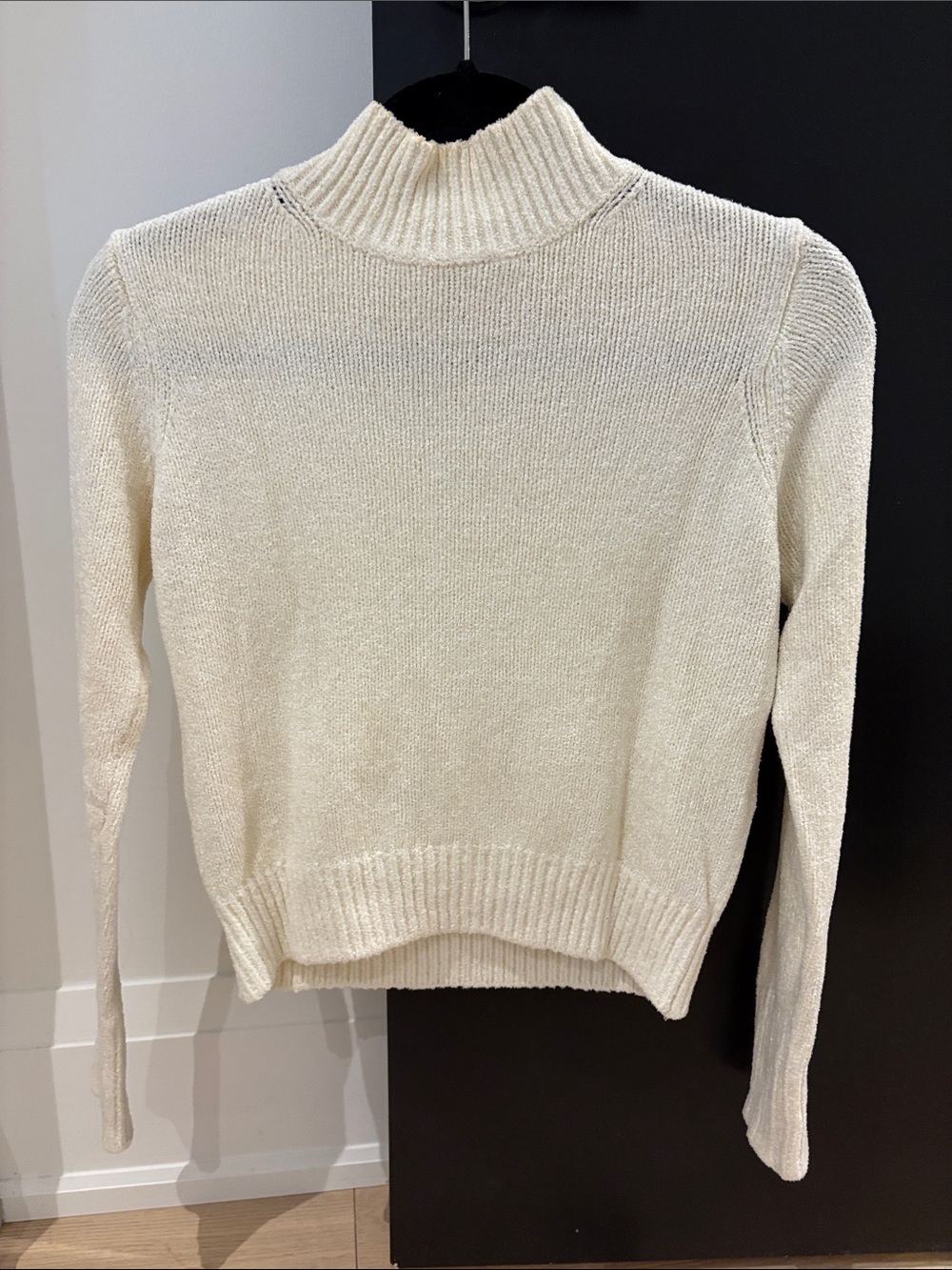 Aritzia Wilfred Cream Turtleneck Knit Sweater - Women